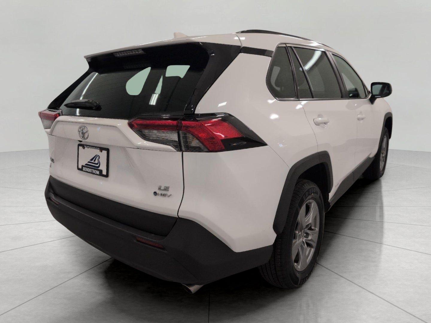 2025 Toyota RAV4 Hybrid LE AWD
