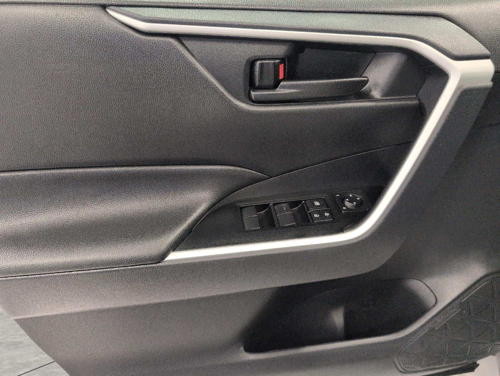 2025 Toyota RAV4 Hybrid LE AWD