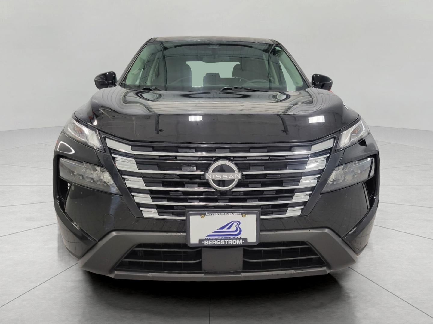 2025 Nissan Rogue AWD SV