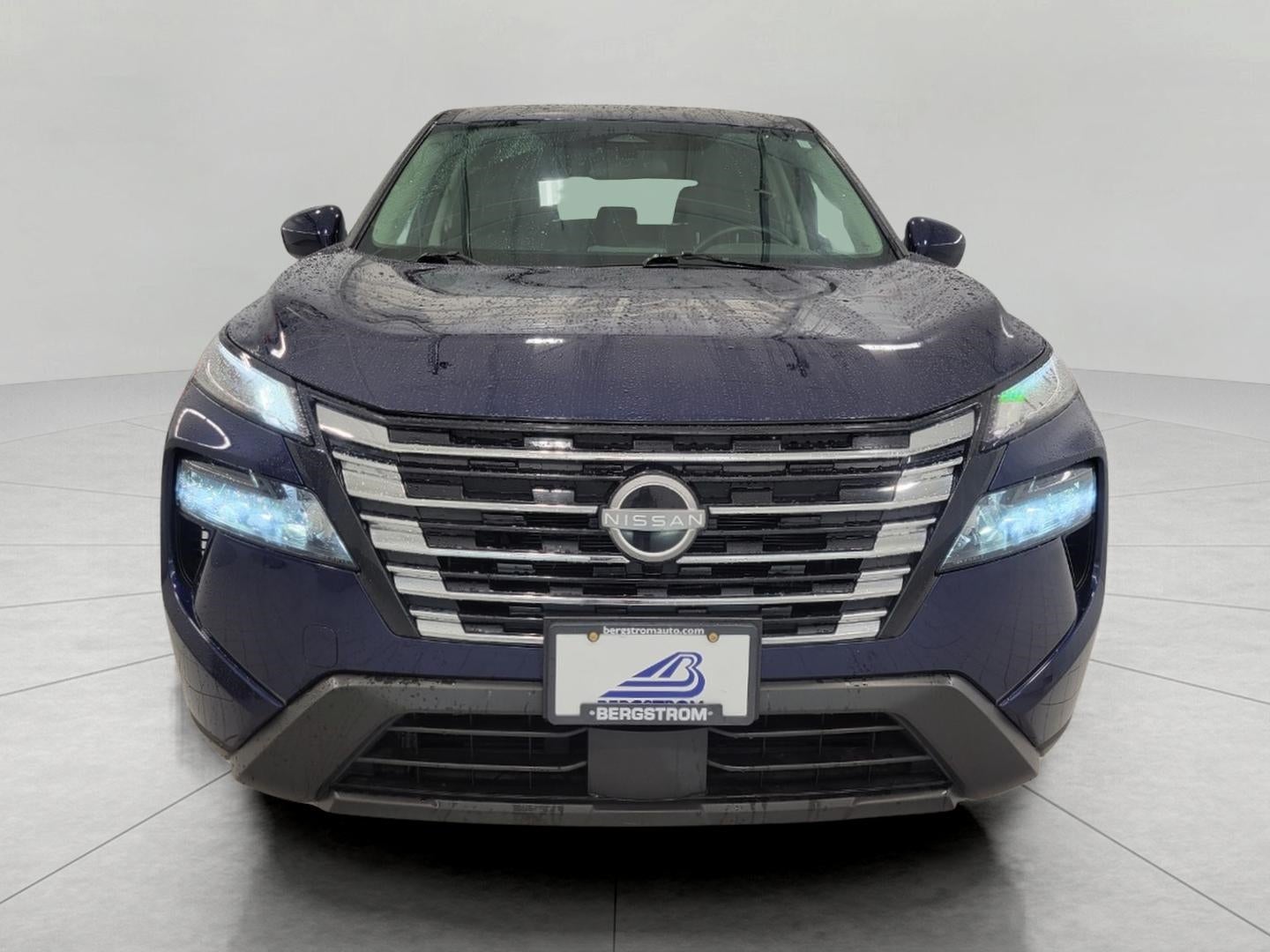 2025 Nissan Rogue AWD SV