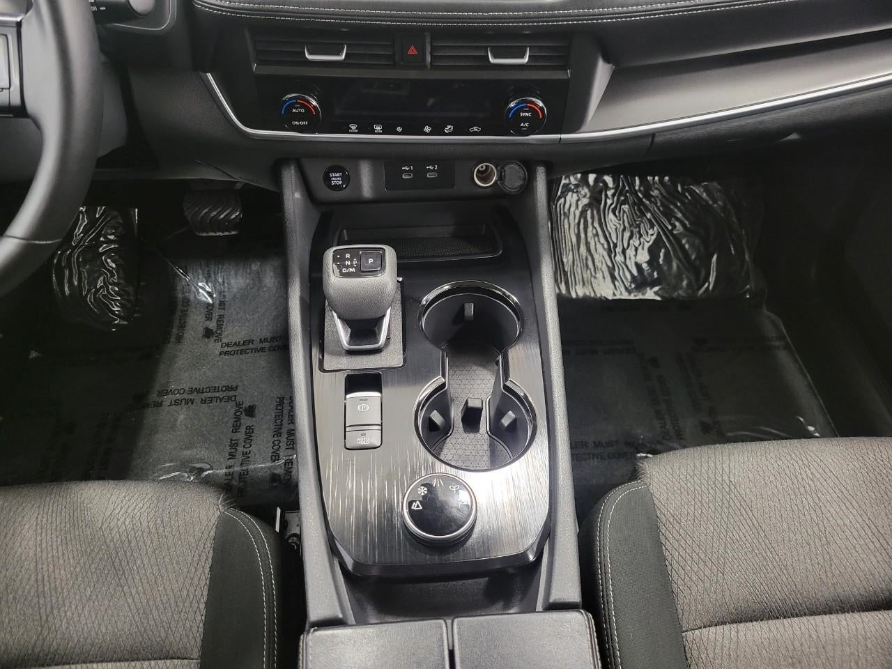 2025 Nissan Rogue AWD SV