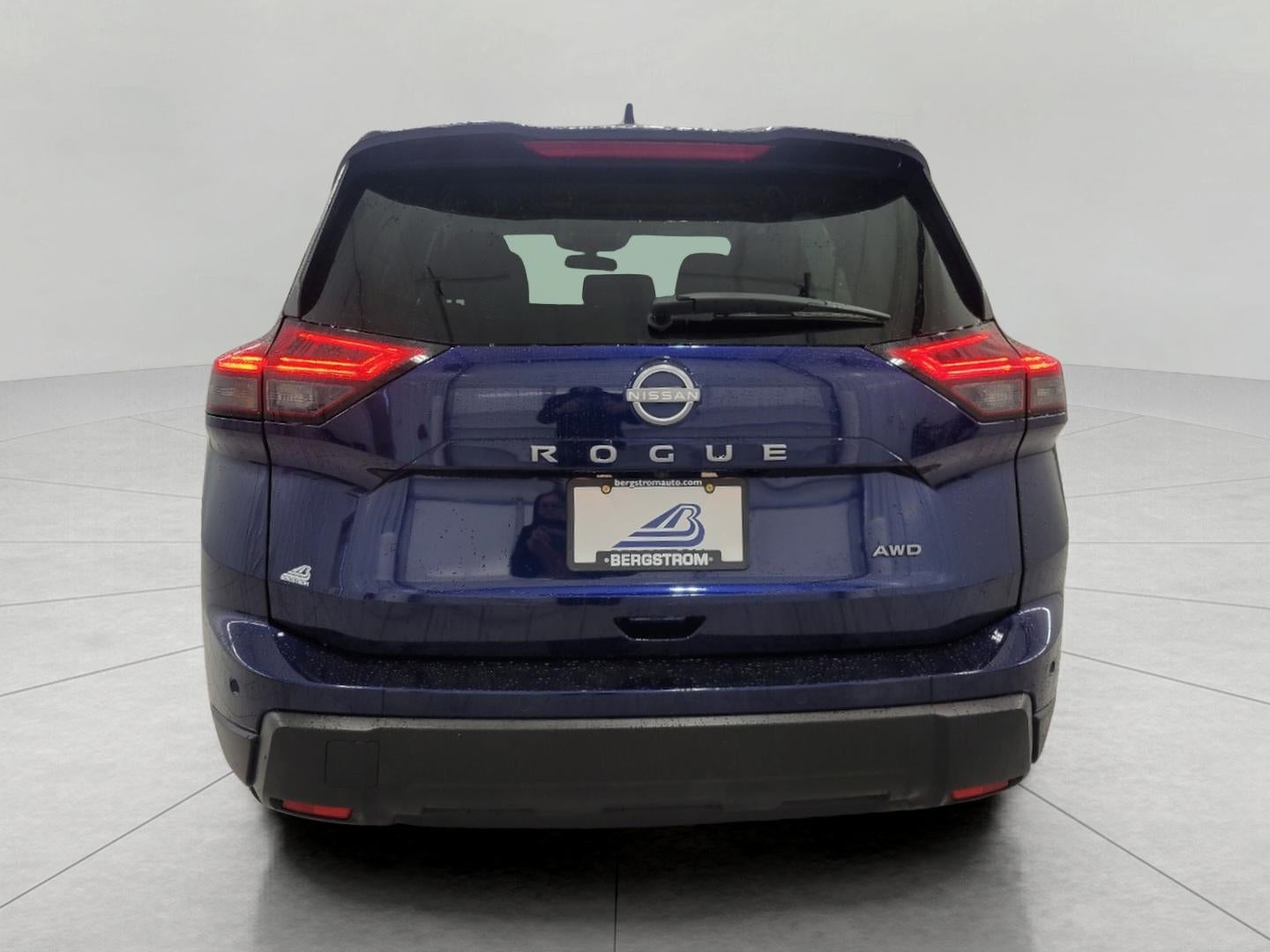 2025 Nissan Rogue AWD SV