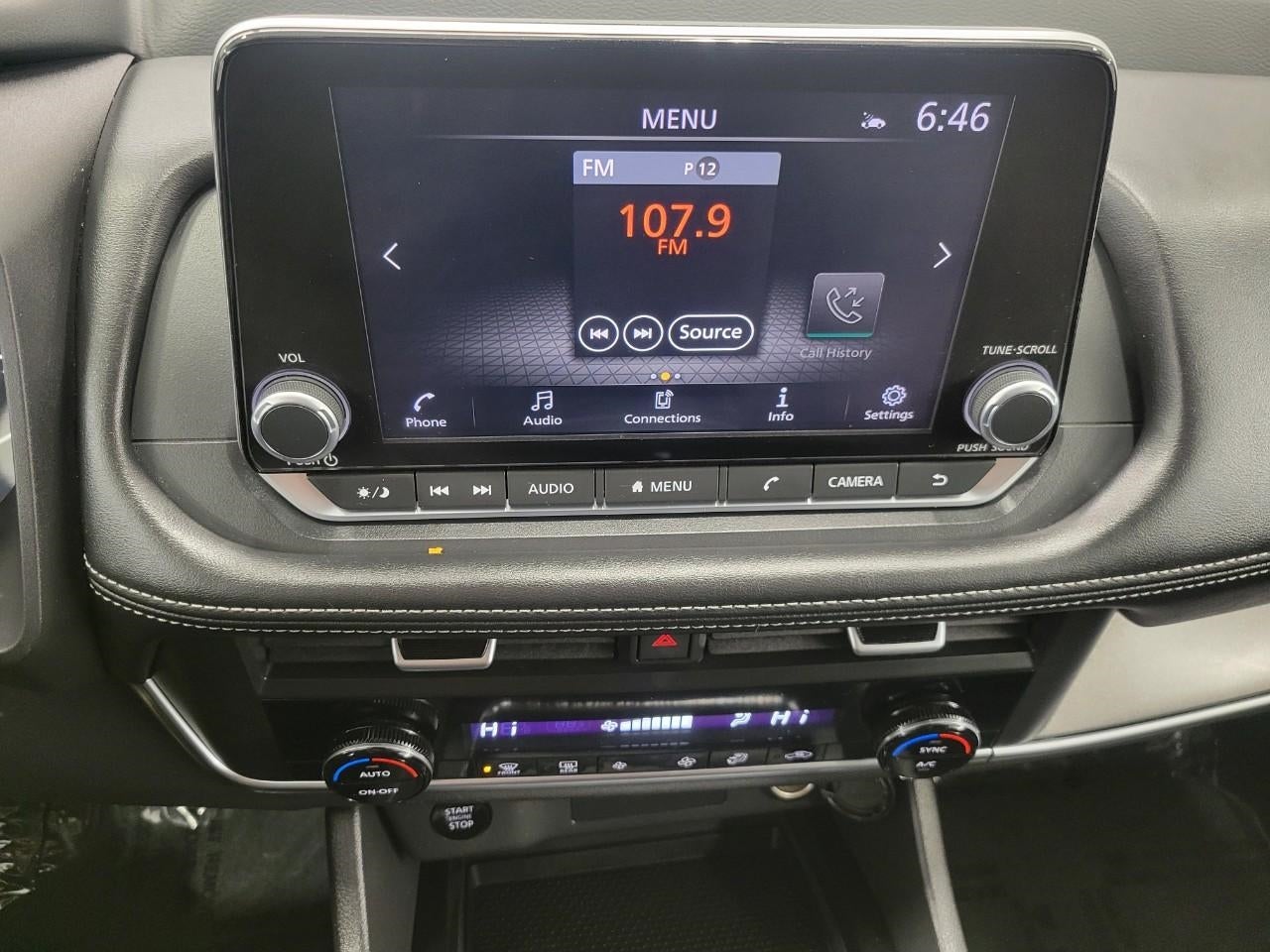 2025 Nissan Rogue AWD SV