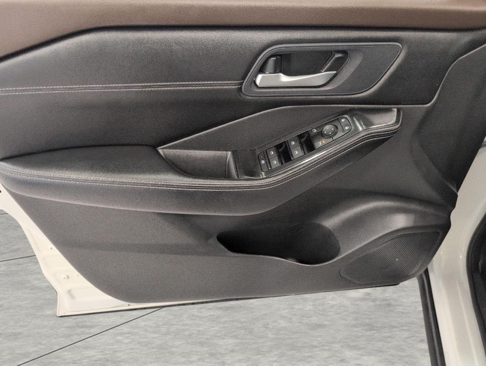 2023 Nissan Rogue AWD SV