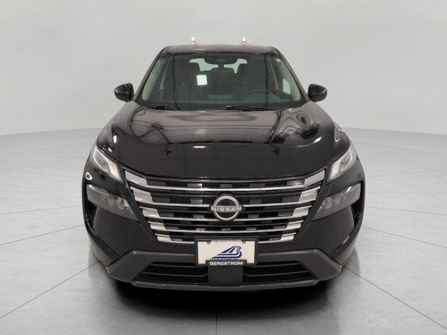 2025 Nissan Rogue AWD SV