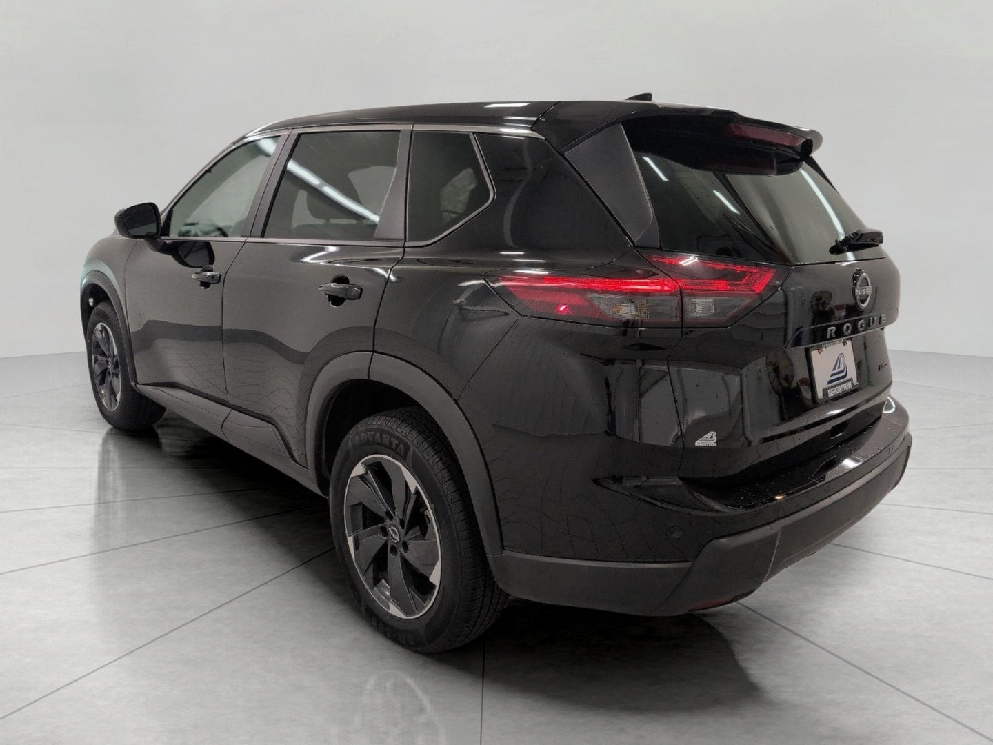 2025 Nissan Rogue AWD SV