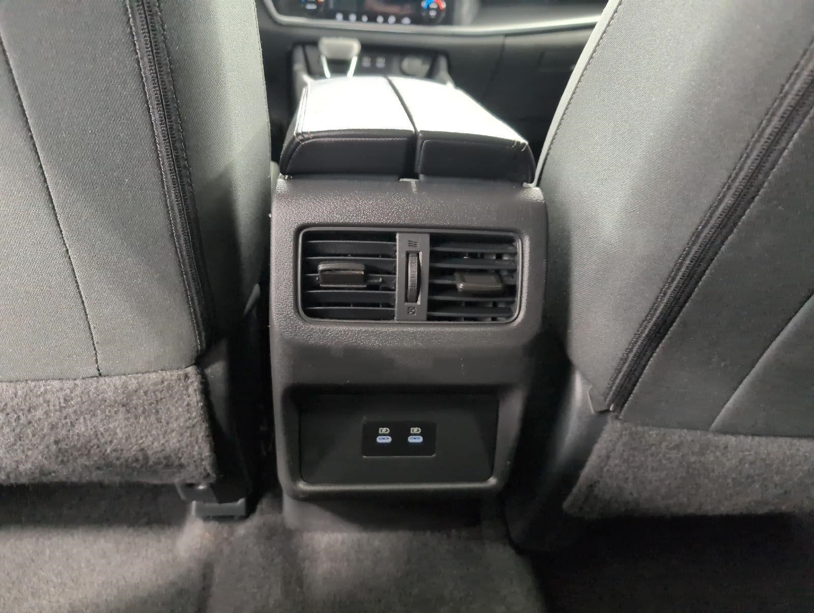 2025 Nissan Rogue AWD SV
