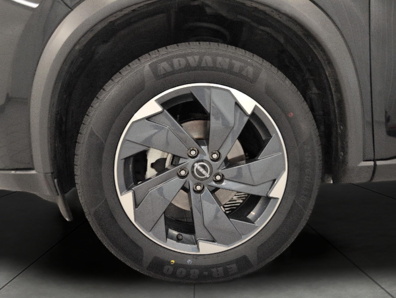 2025 Nissan Rogue AWD SV