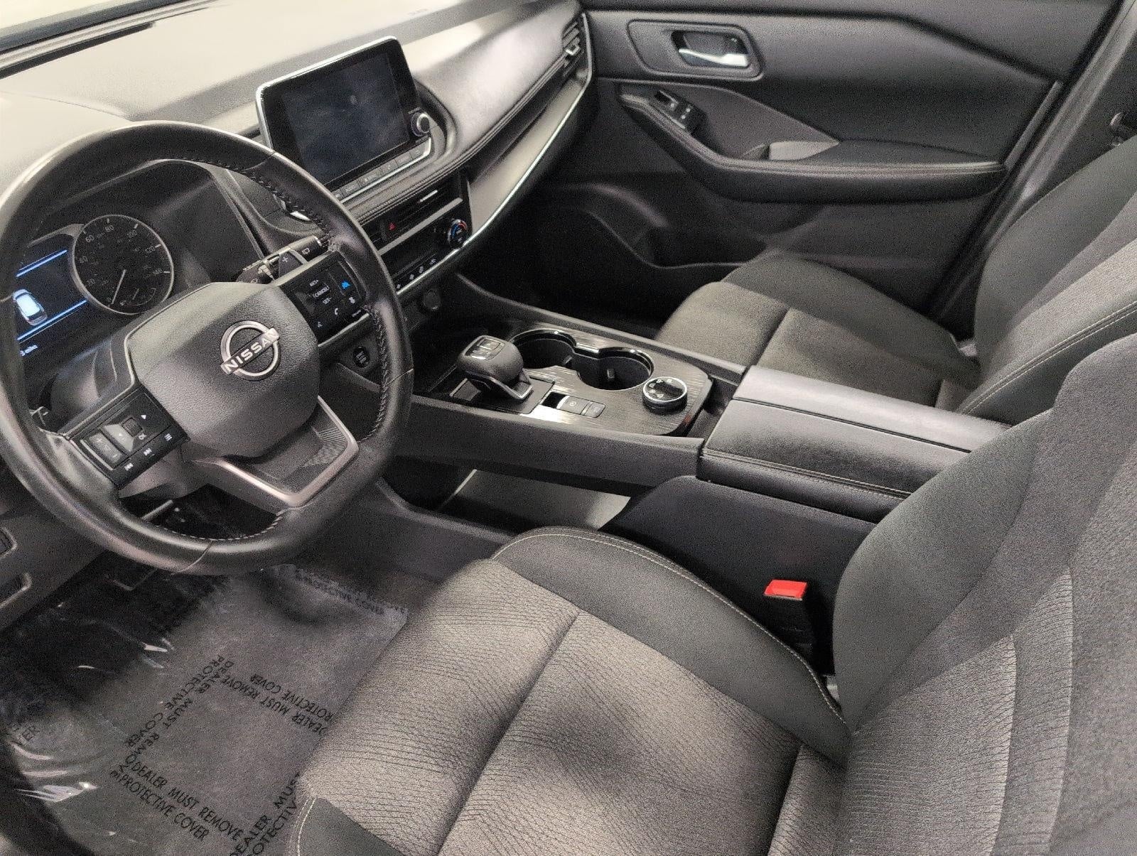 2025 Nissan Rogue AWD SV