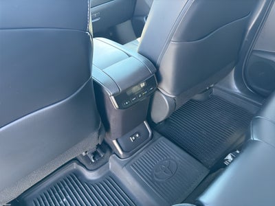 2021 Toyota Highlander XLE AWD