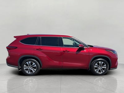 2021 Toyota Highlander XLE AWD