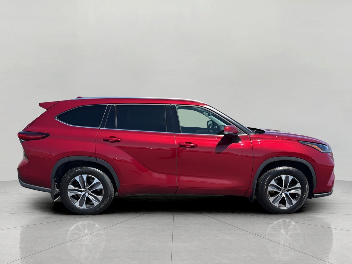 2021 Toyota Highlander XLE AWD