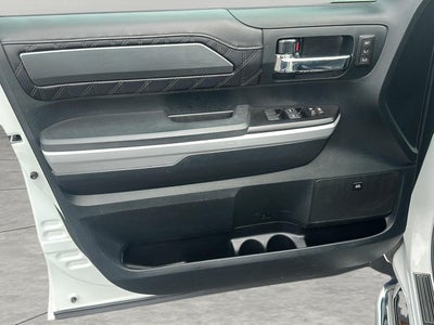 2017 Toyota Tundra 4WD Platinum CrewMax 5.5' Bed 5.7L FFV