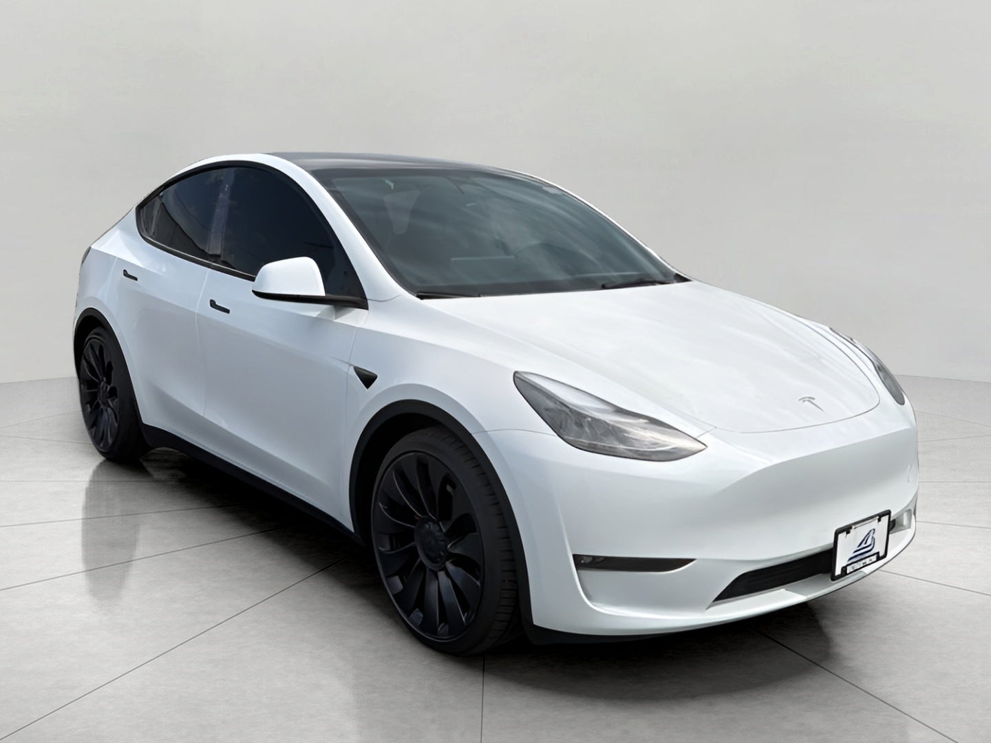 2023 Tesla Model Y Performance AWD