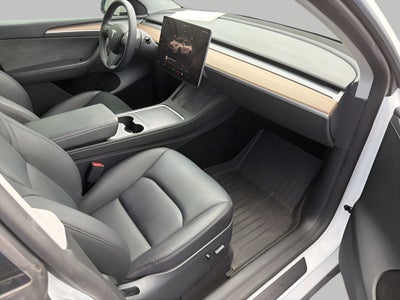 2023 Tesla Model Y Performance AWD