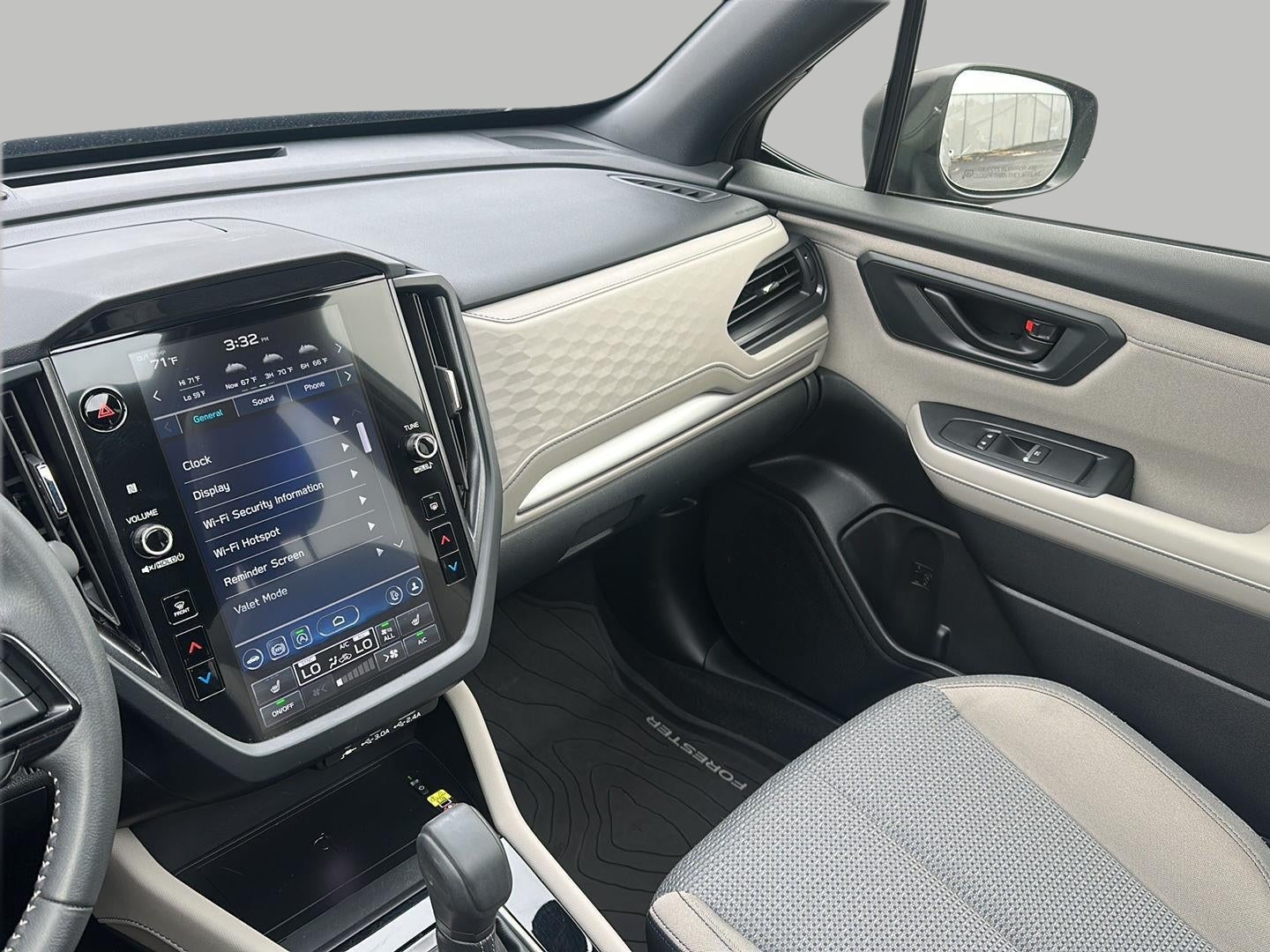 2025 Subaru Forester Premium AWD