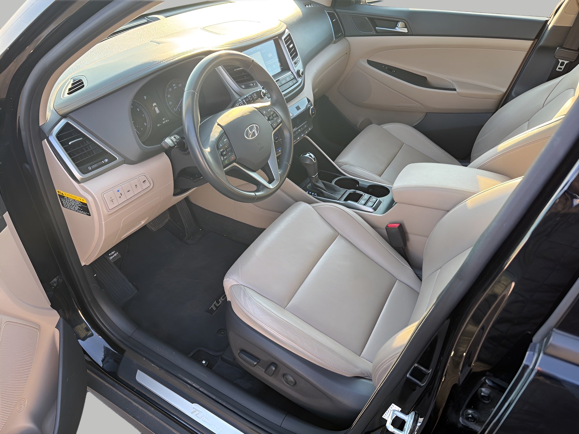 2016 Hyundai TUCSON AWD 4dr Sport