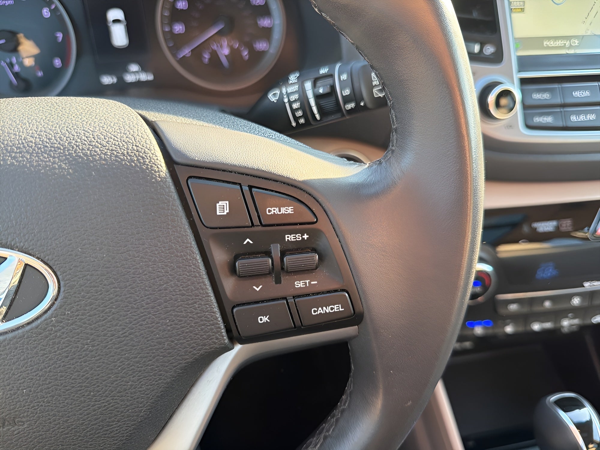 2016 Hyundai TUCSON AWD 4dr Sport