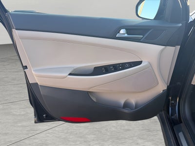 2016 Hyundai TUCSON AWD 4dr Sport