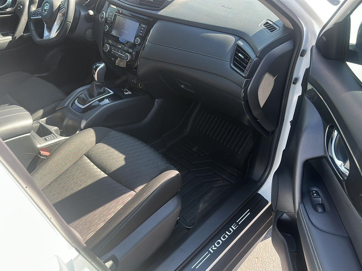 2020 Nissan Rogue AWD SV