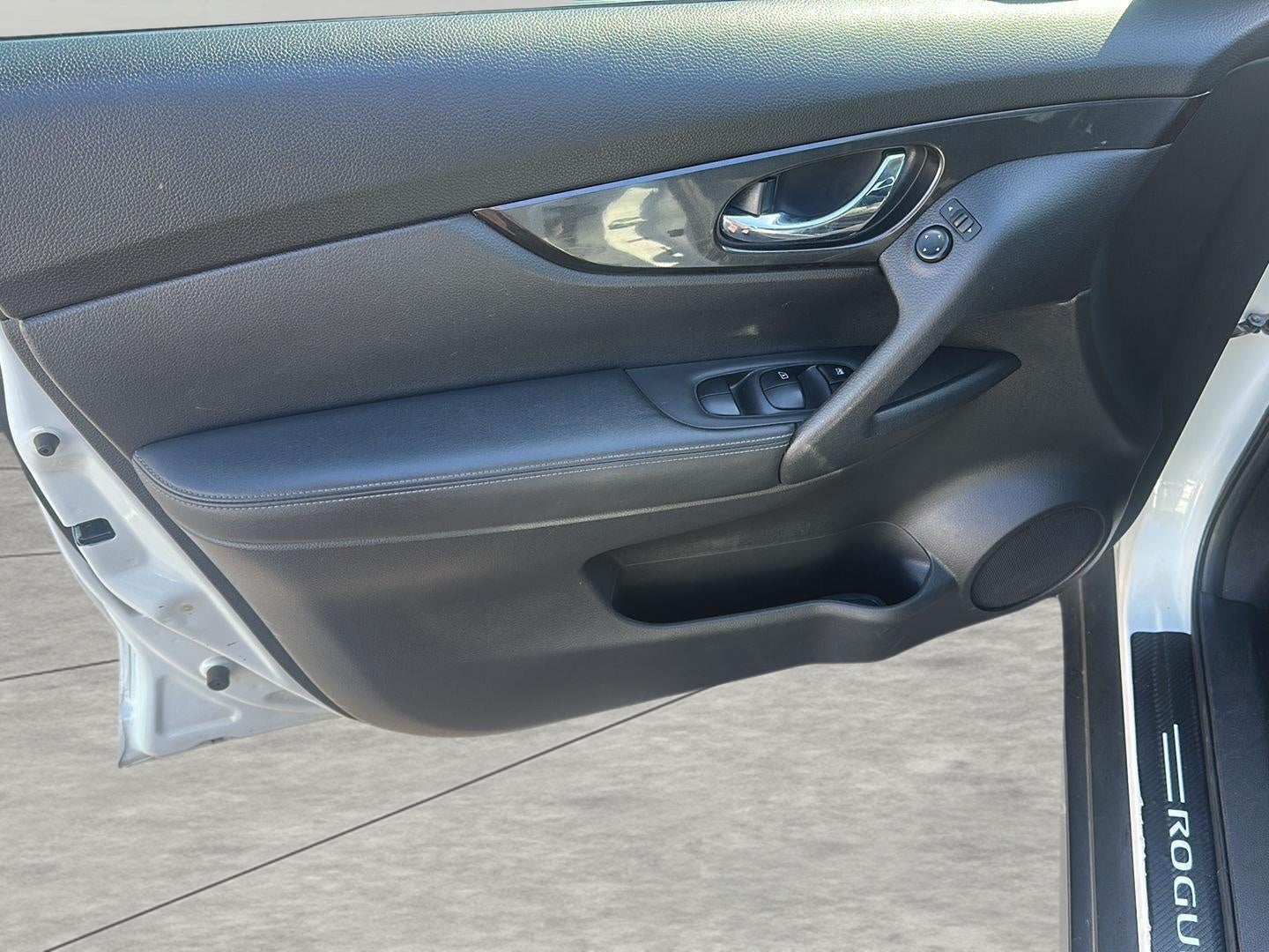2020 Nissan Rogue AWD SV