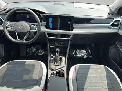 2026 Volkswagen Taos SE