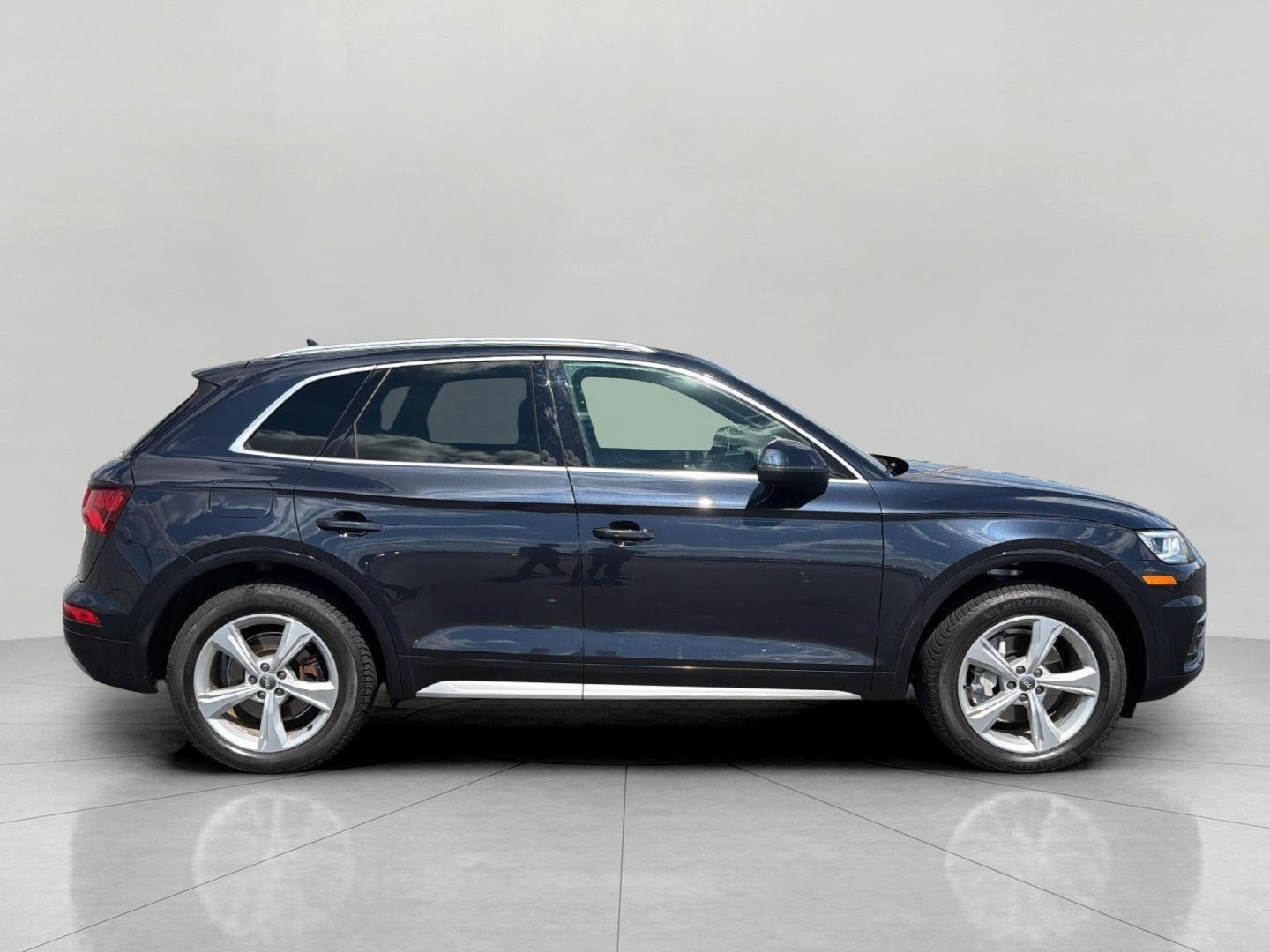 2020 Audi Q5 Premium Plus 45 TFSI quattro