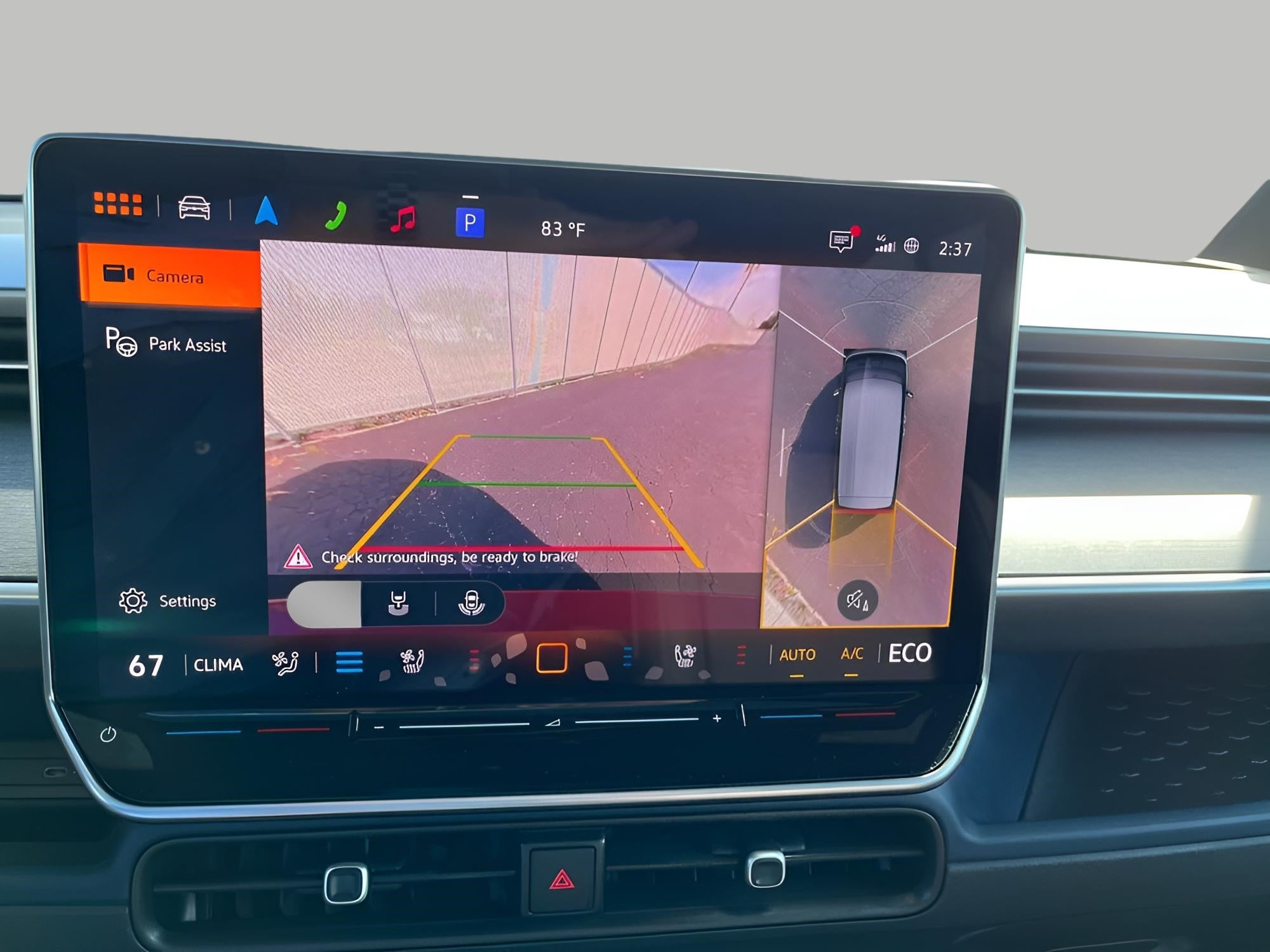 2025 Volkswagen ID. Buzz Pro S Plus 4MOTION w/Two-Tone