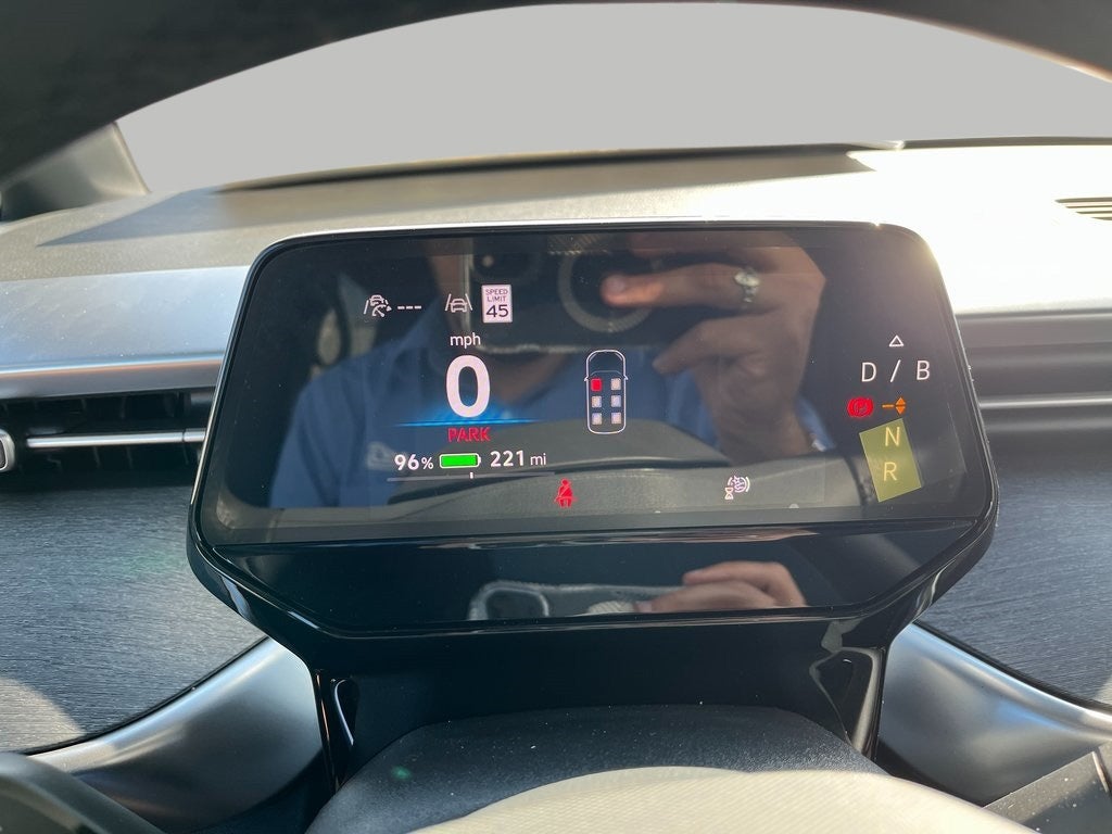 2025 Volkswagen ID. Buzz Pro S Plus 4MOTION w/Two-Tone