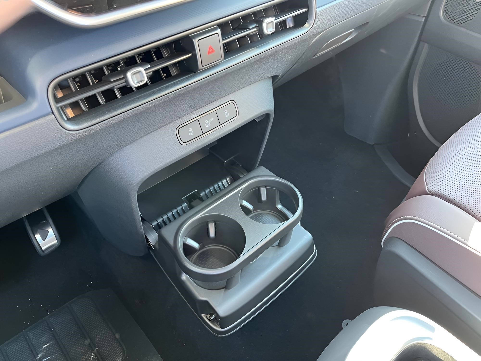 2025 Volkswagen ID. Buzz Pro S Plus 4MOTION w/Two-Tone