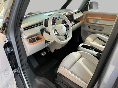 2025 Volkswagen ID. Buzz Pro S Plus 4MOTION w/Two-Tone