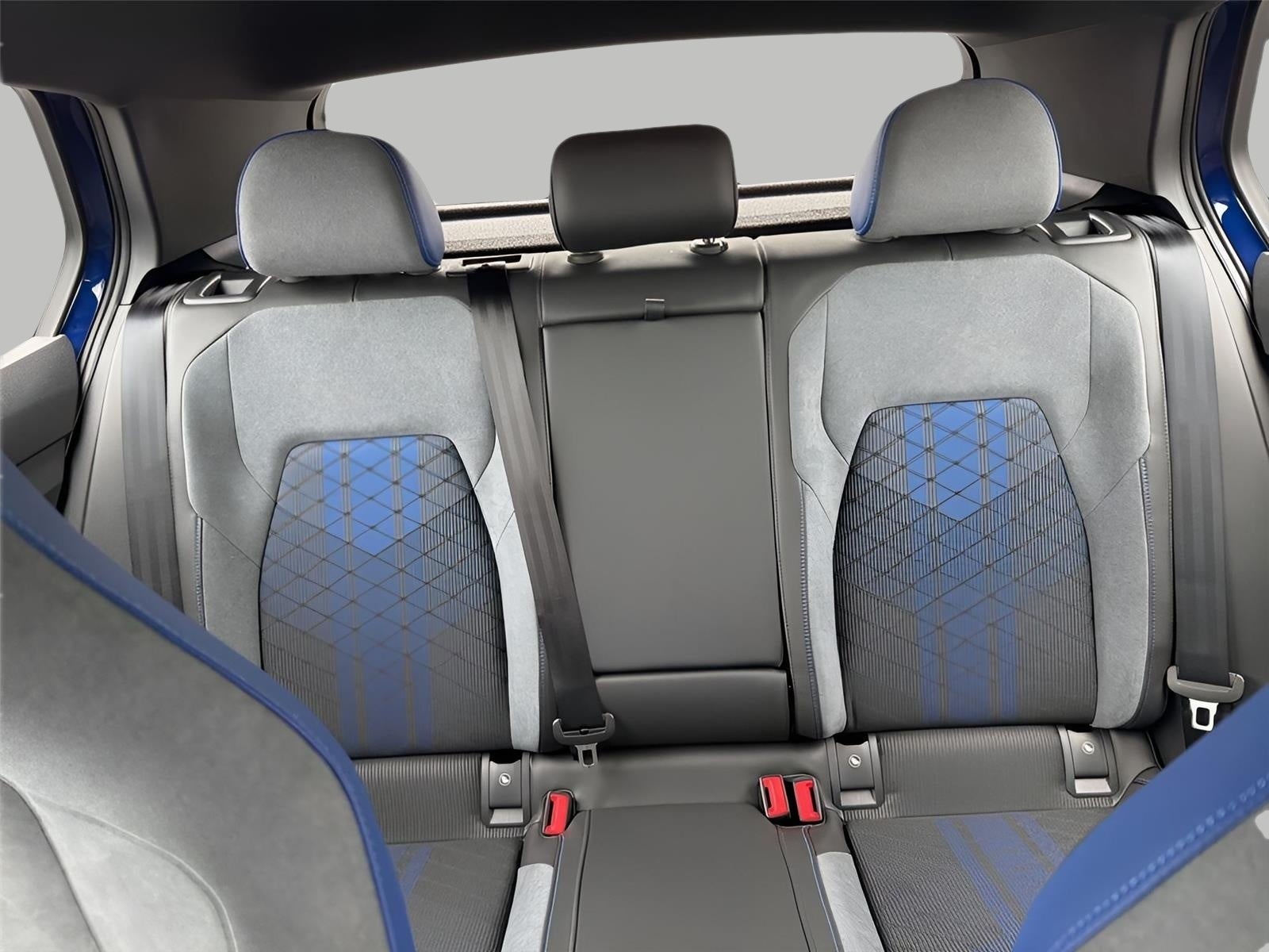 2026 Volkswagen Golf R 2.0T DSG