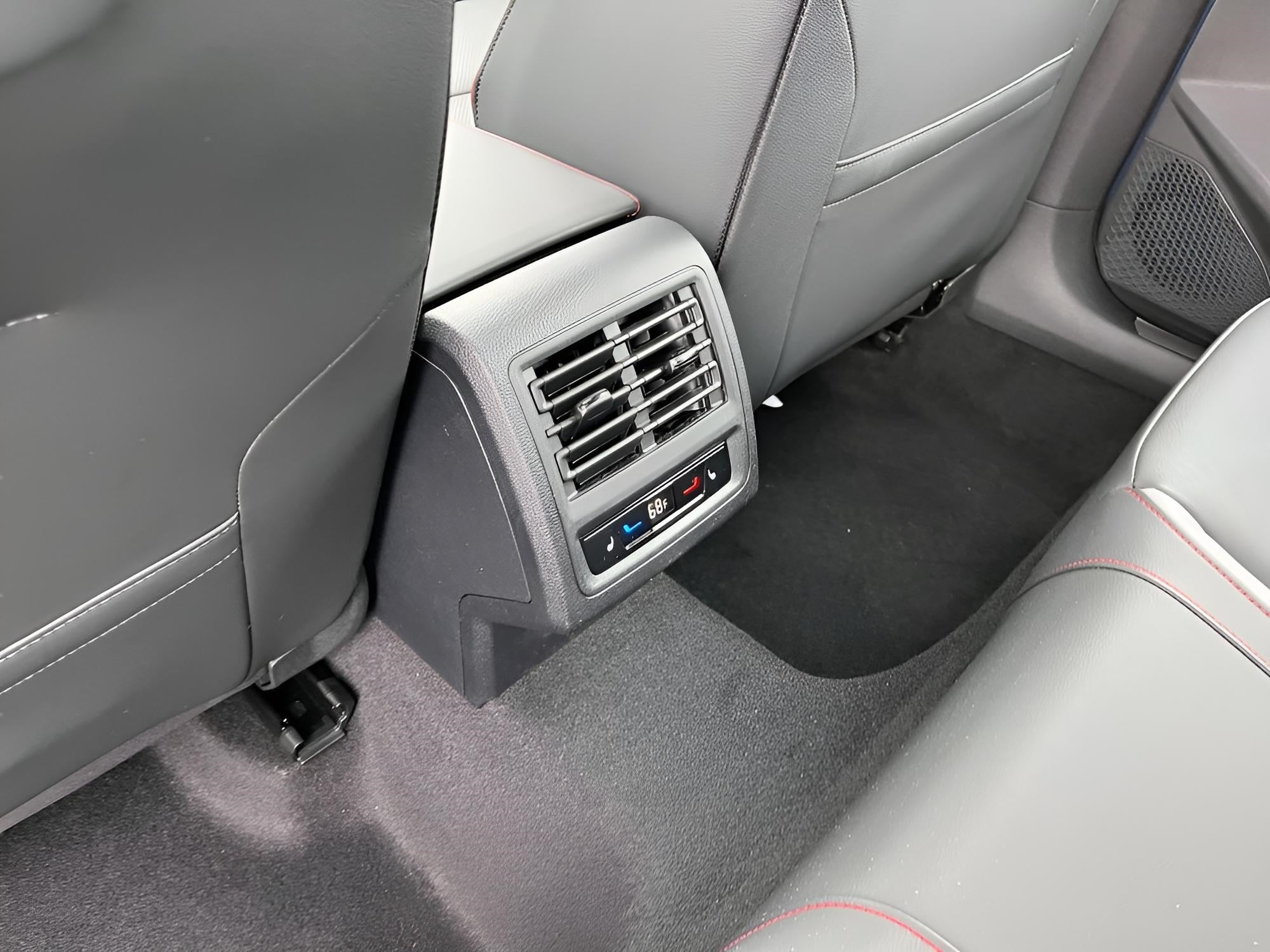 2025 Volkswagen Golf GTI 2.0T Autobahn DSG