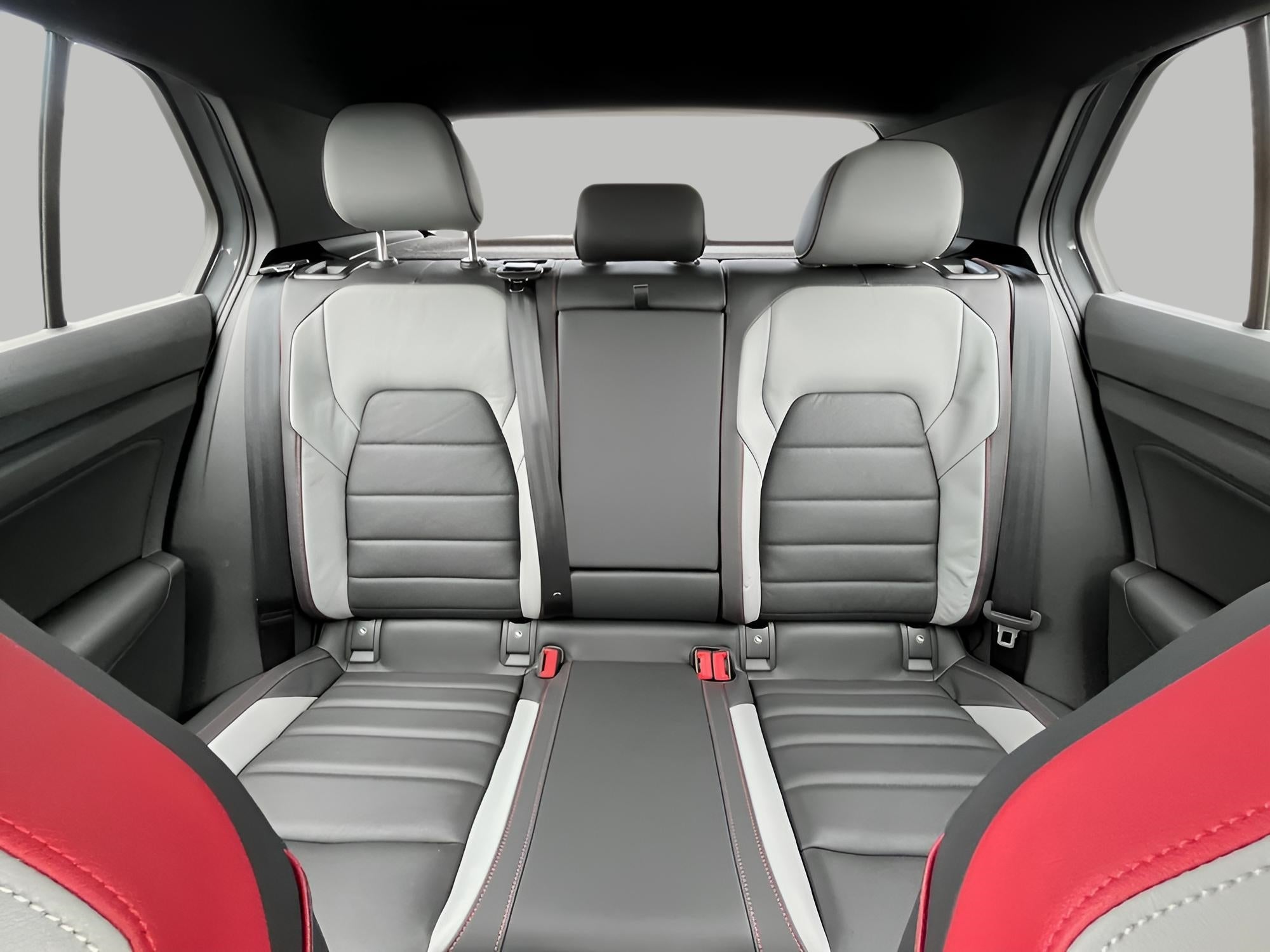 2025 Volkswagen Golf GTI 2.0T Autobahn DSG